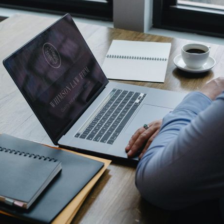 pexels-sora-shimazaki-5668888